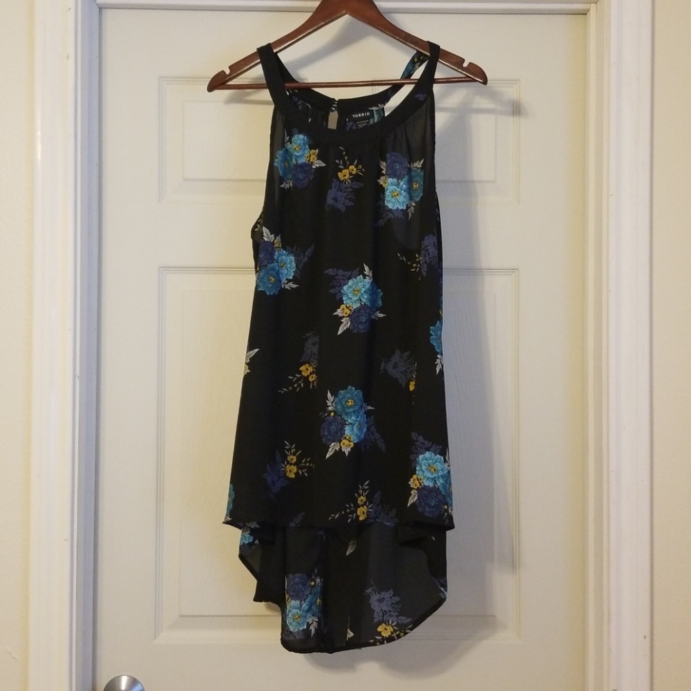 🌸Torrid Floral Tunic Sleeveless Top🌸